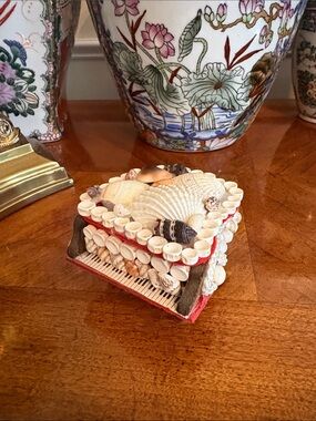 Vintage Handmade Seashell Grand Piano Trinket Box